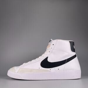 Nike Blazer Mid 77 Next Nature Women's 9 White Black Skate Shoe Casual Sneakers